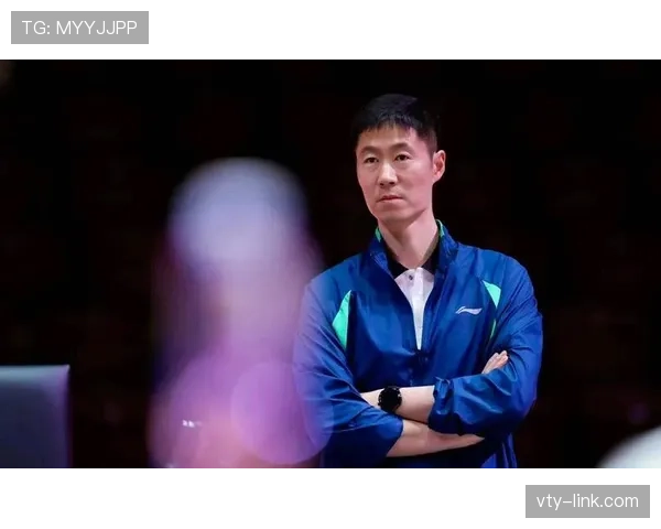 王励勤一发训练间照我就尴尬了，这生活质感跟我工资账单根本不是一个次元